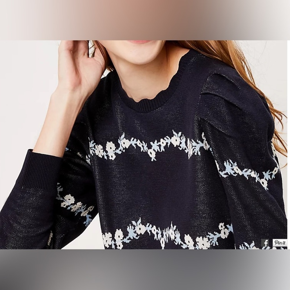 LOFT Floral Puff Sleeve Sweater in Navy Blue size M petite